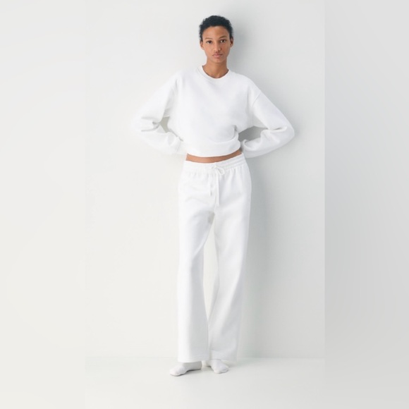 TNA Pants - Aritzia TNA White Drawstring Waist Sweetfleece Mega jogger 2XS